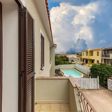 Near Sea With Air Conditioning