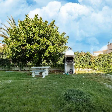 Near Sea With Air Conditioning Apartman Valledoria