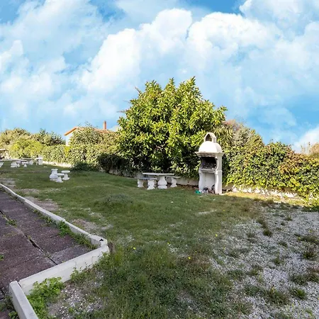 Apartman Near Sea With Air Conditioning *