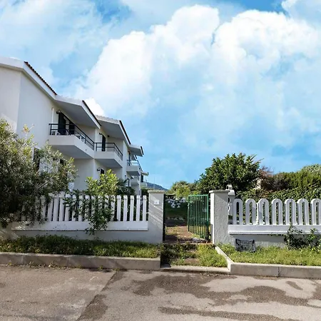 Apartman Near Sea With Air Conditioning Valledoria