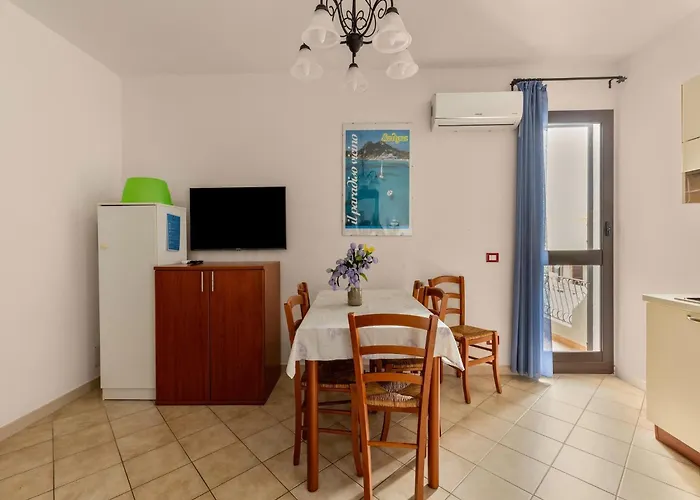 Near Sea With Air Conditioning Appartement