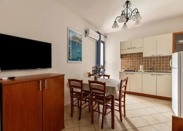 Near Sea With Air Conditioning Appartement