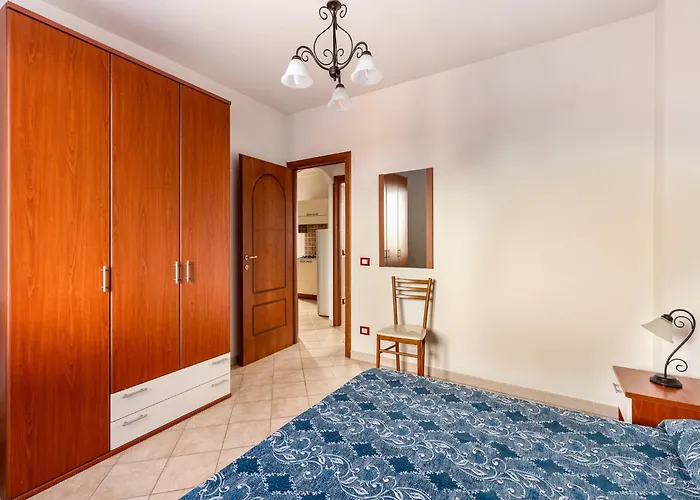 Near Sea With Air Conditioning Appartement Valledoria (Sardinia)